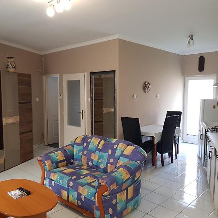 דירות אגר Belvarosi Apartman מראה חיצוני תמונה