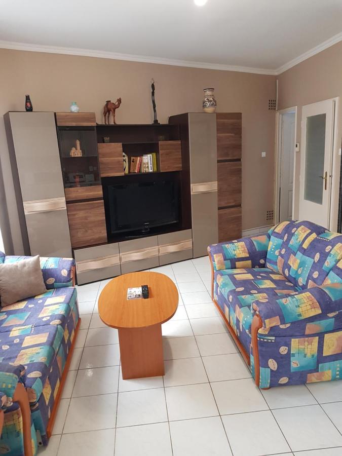 דירות אגר Belvarosi Apartman מראה חיצוני תמונה
