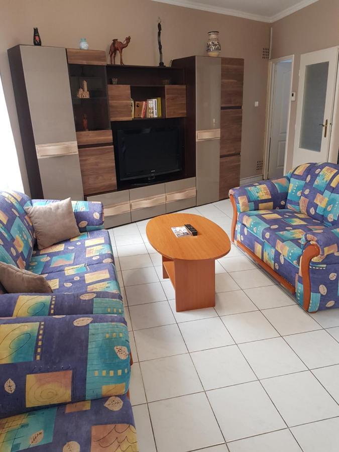 דירות אגר Belvarosi Apartman מראה חיצוני תמונה